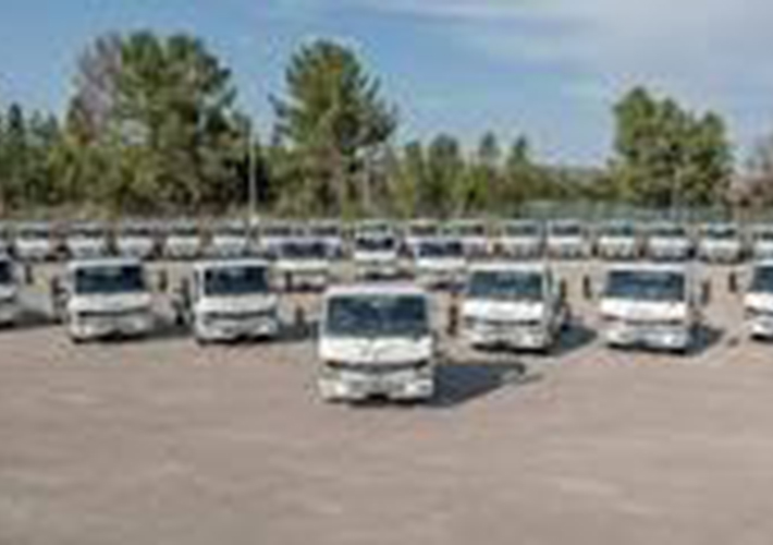 Foto DB Schenker amplía su flota eléctrica con 36 nuevos vehículos FUSO eCanter.